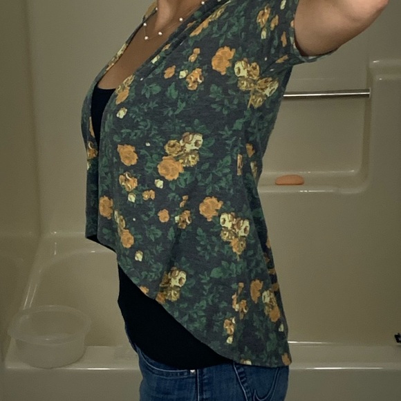 Lularoe Bianka kimono sweater size 2 - Picture 3 of 6